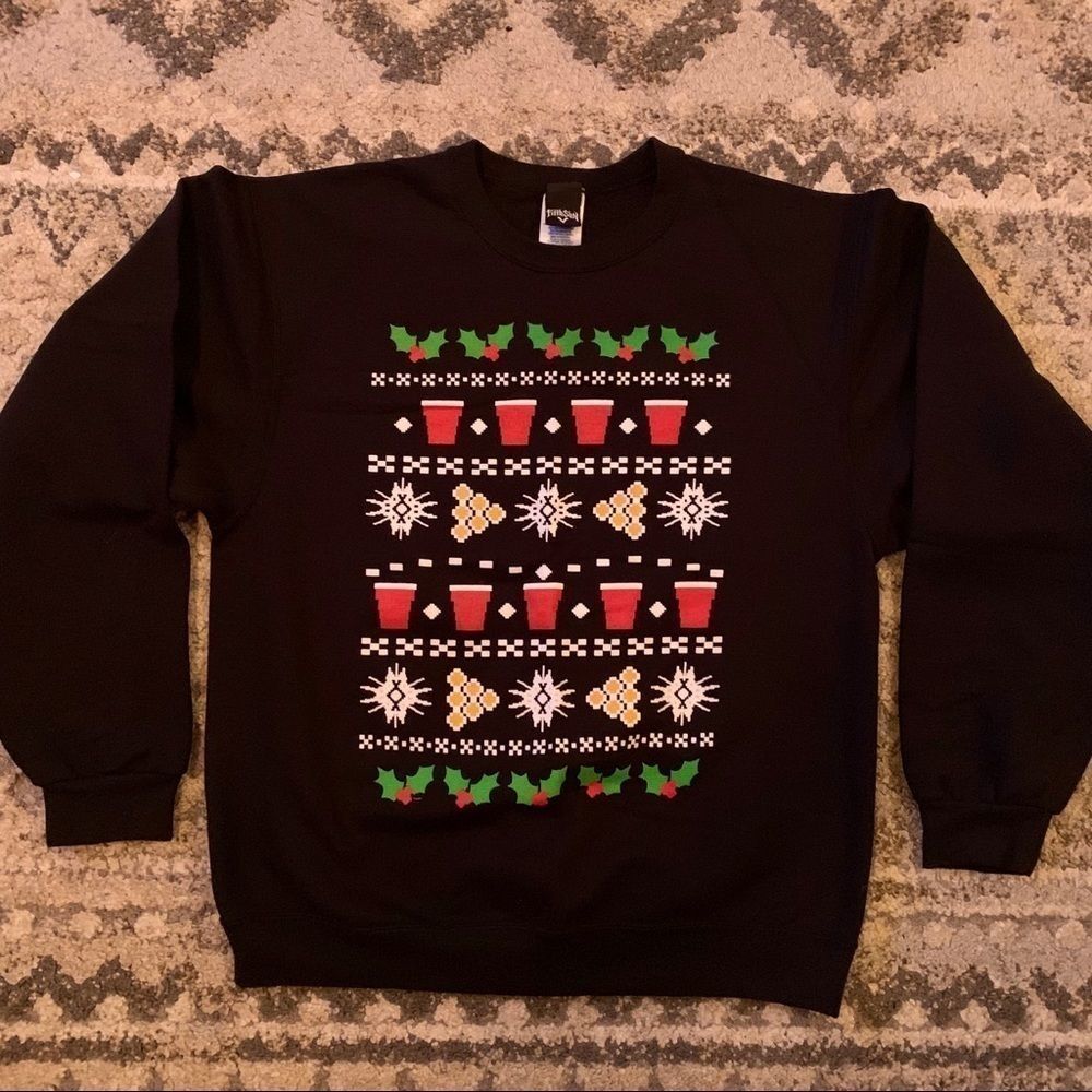 Ugly Sweater Beer Pong Crewneck Pullover Sweater Medium
